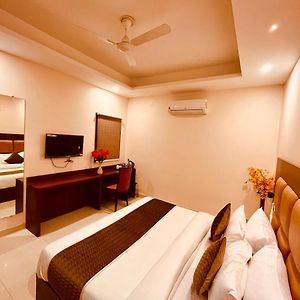 Hotel The Pacific Grand, Haridwar